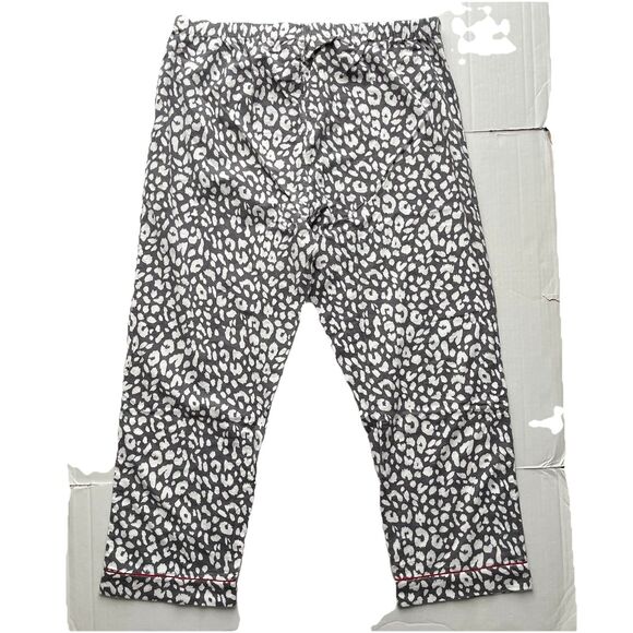 Soft Surroundings 2-PC Pajama Set Gray/White Flannel Animal Print Red Trim Sz 1X - Picture 6 of 15